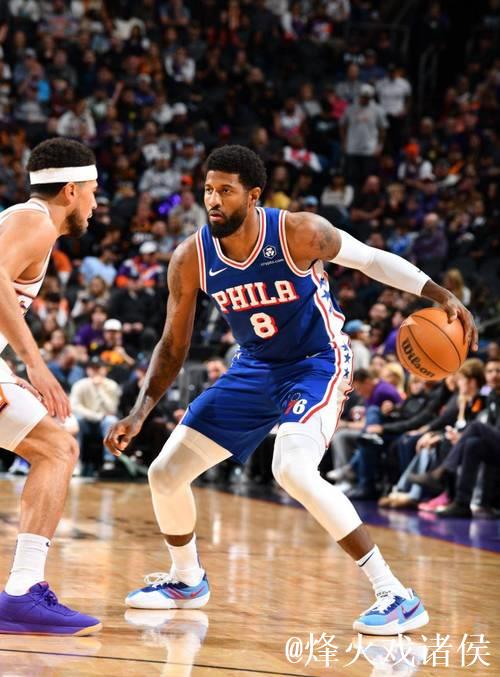 乔治35分创费城生涯新高:三分火热手感彰显多面进攻能力 乔治35分创费城生涯新高:三分火热手感彰显多面进攻能力